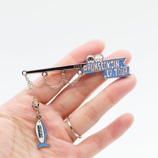 Jin 2025 Tour Pin (Fishing Rod + Super Tuna Charm)